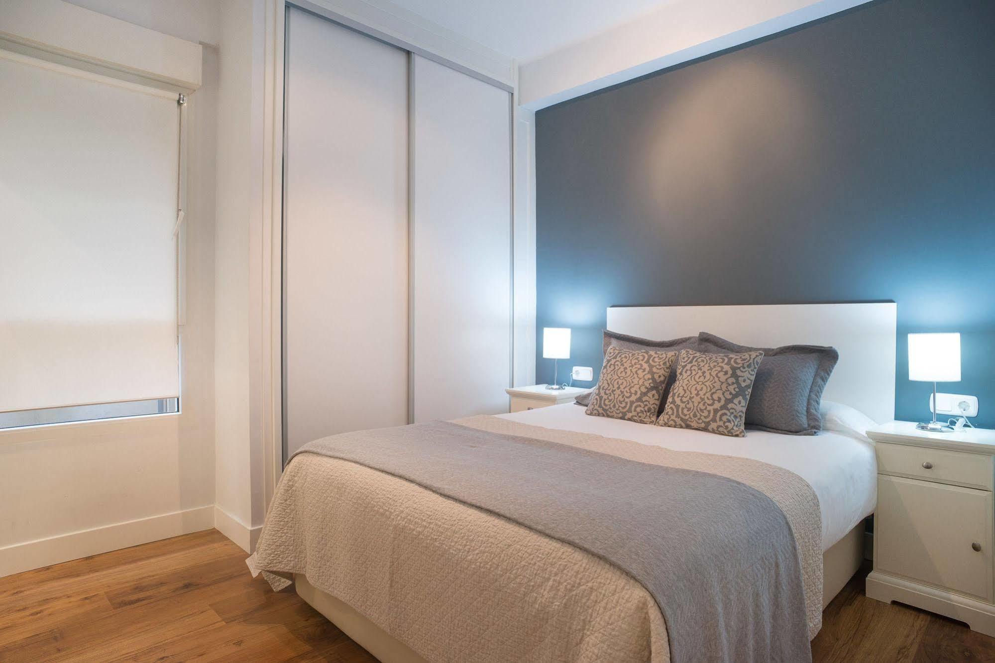 Playa Gros - Ib. Apartments San Sebastián Eksteriør billede