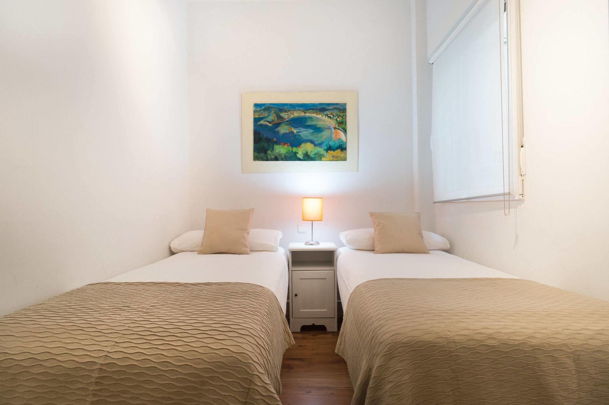 Playa Gros - Ib. Apartments San Sebastián Eksteriør billede